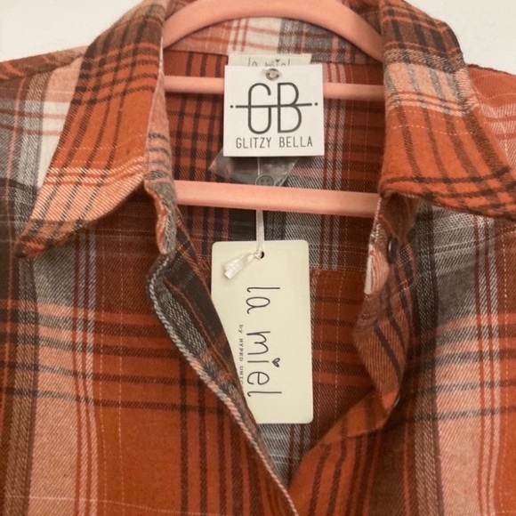 Rhinestone Fringe Flannel - Picture 6 of 6